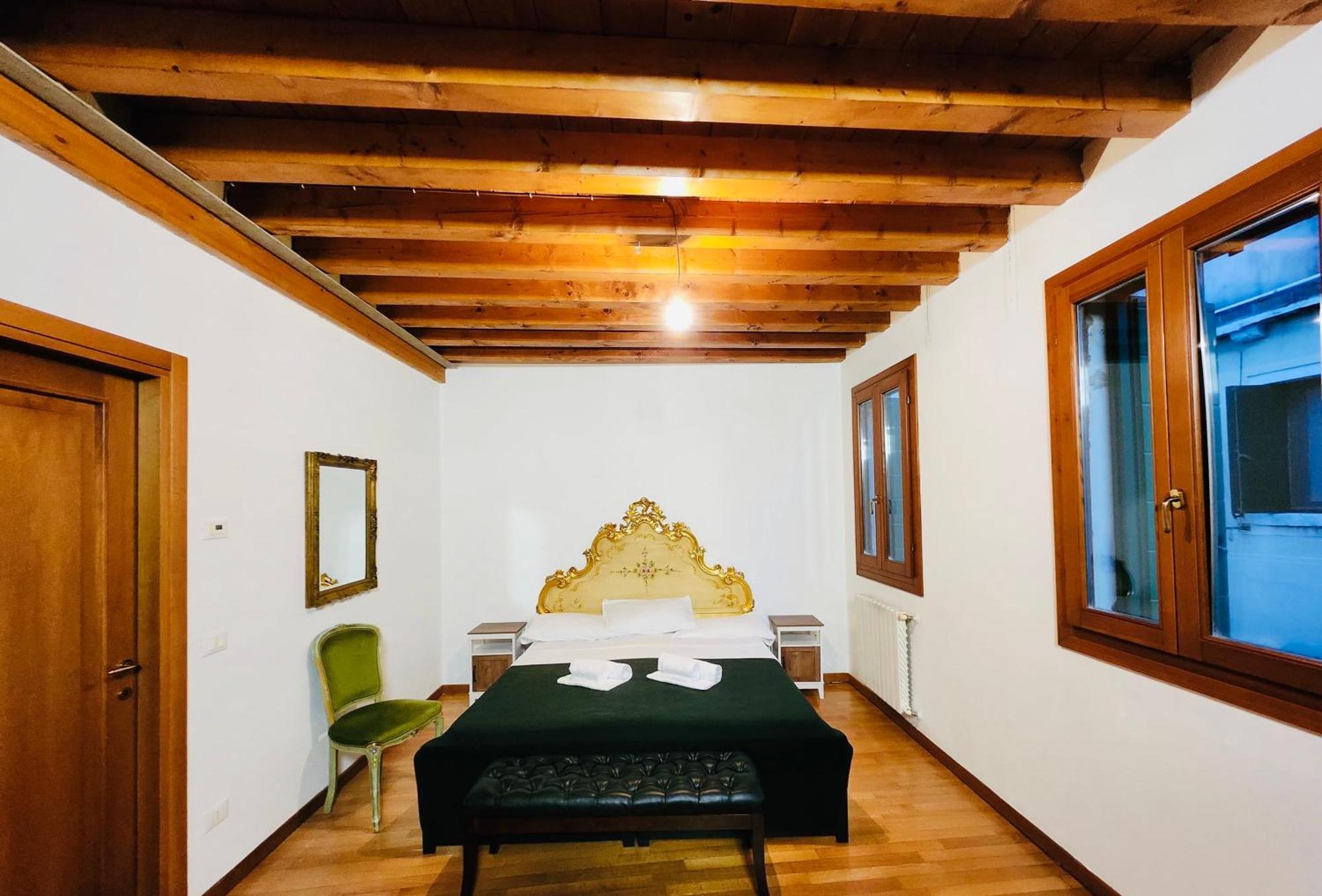 Ca Rialto Apartments Βενετία Εξωτερικό φωτογραφία
